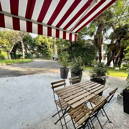 Studio Cozy Avec Jardin Au Centre Ville D'Hendaye A 10 Minutes D'Espagne Extérieur photo